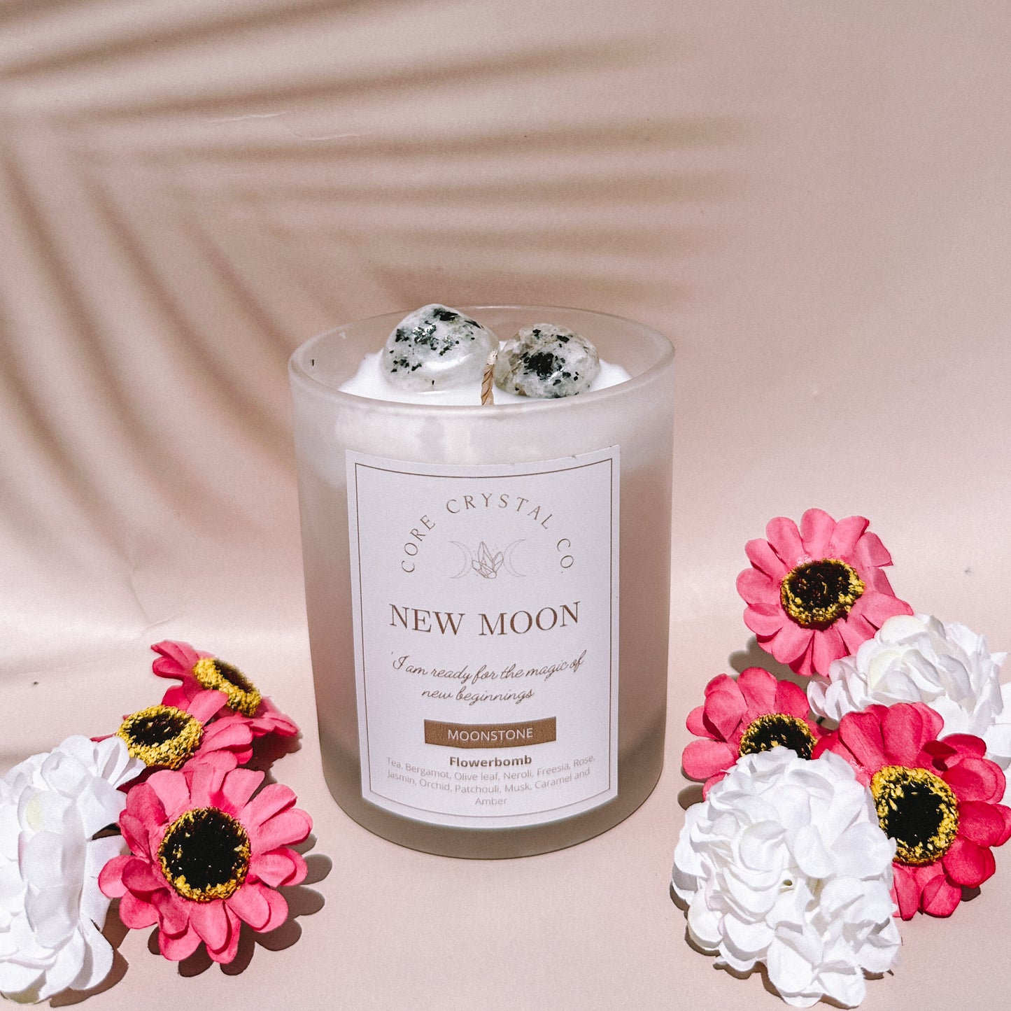 Load image into Gallery viewer, NEW MOON Flowerbomb  Type Crystal Infused Candle
