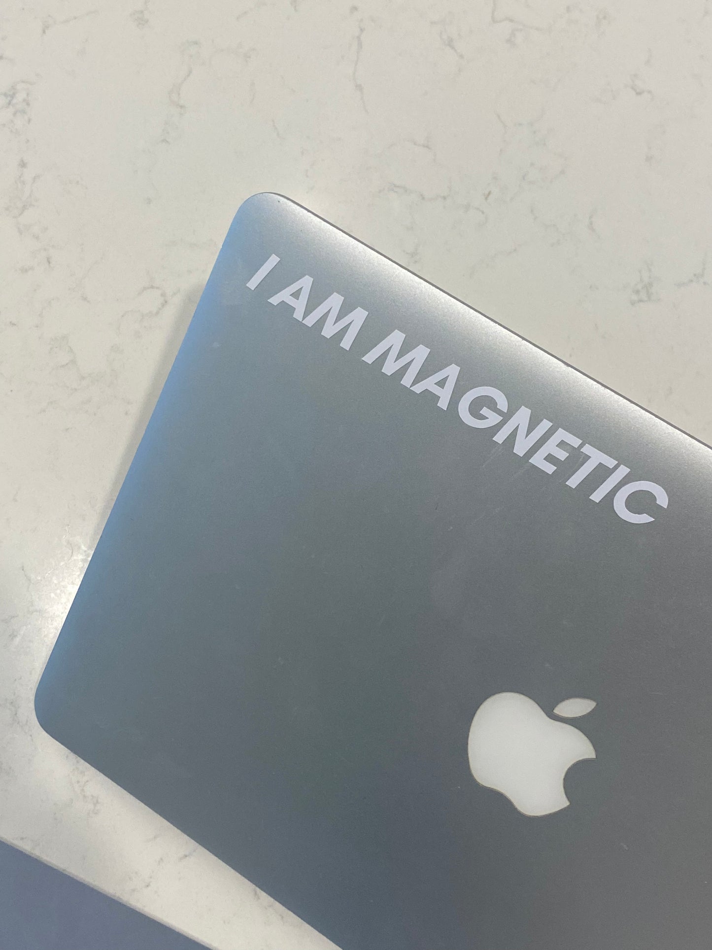 I am magnetic - Decal